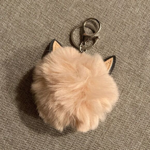 Pom Pom Cat 🐱 Keychain - Picture 4 of 5